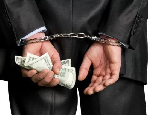 Delito de estafa: cómo denunciar y recuperar tu dinero | Abogado penal Toledo